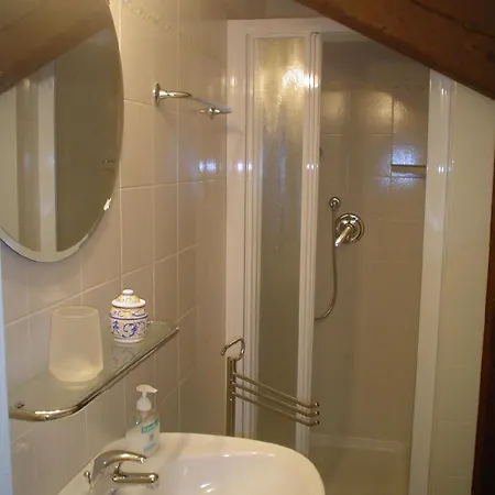Apartment Mit Privatparkplatz *