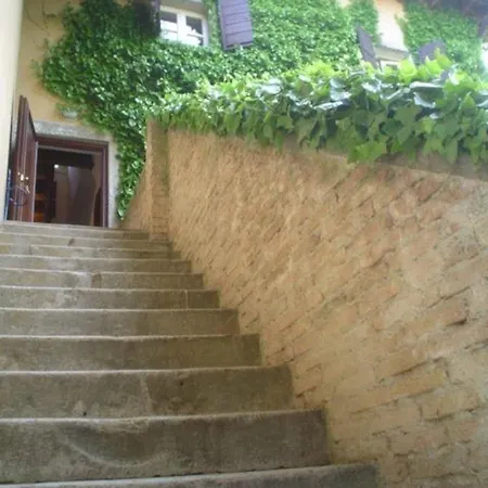 Apartment Mit Privatparkplatz *