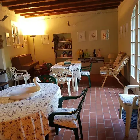 Apartment Mit Privatparkplatz